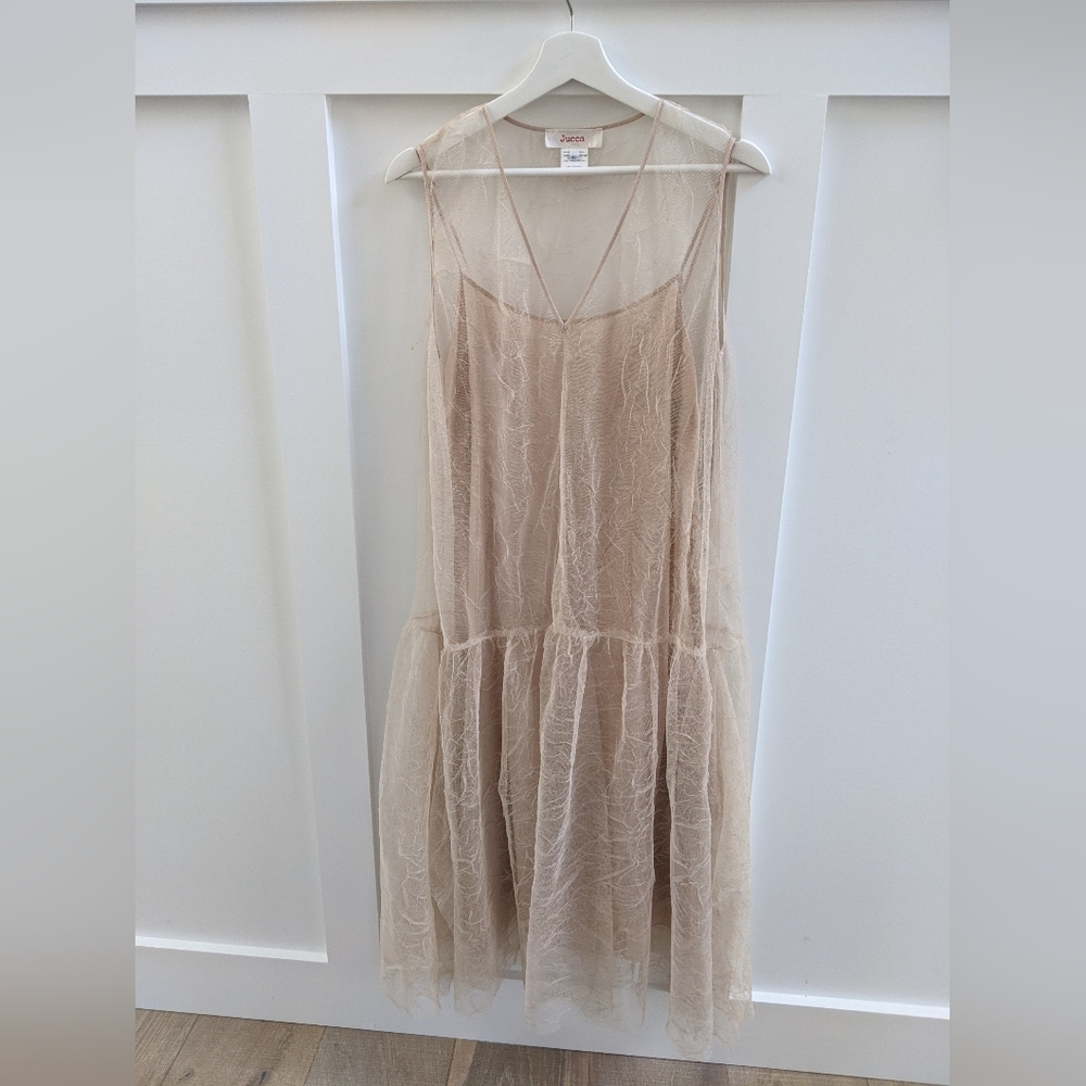 Beautiful dress by Jucca